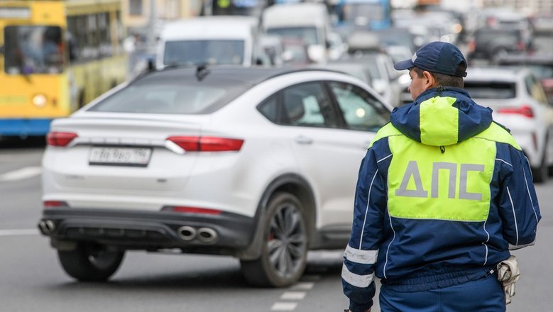Водитель отвлекся на телефон: восемь человек пострадали в аварии с микроавтобусом на Камчатке