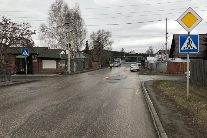 Водитель сбил 11-летнего мальчика перед пешеходным переходом