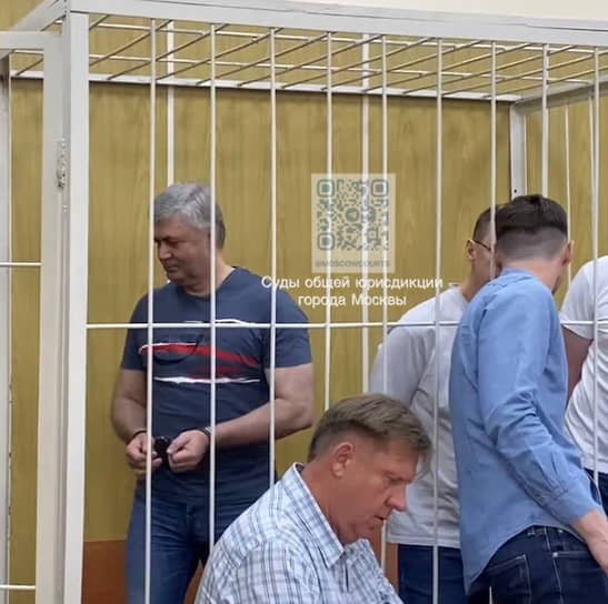 За полигоны ответили