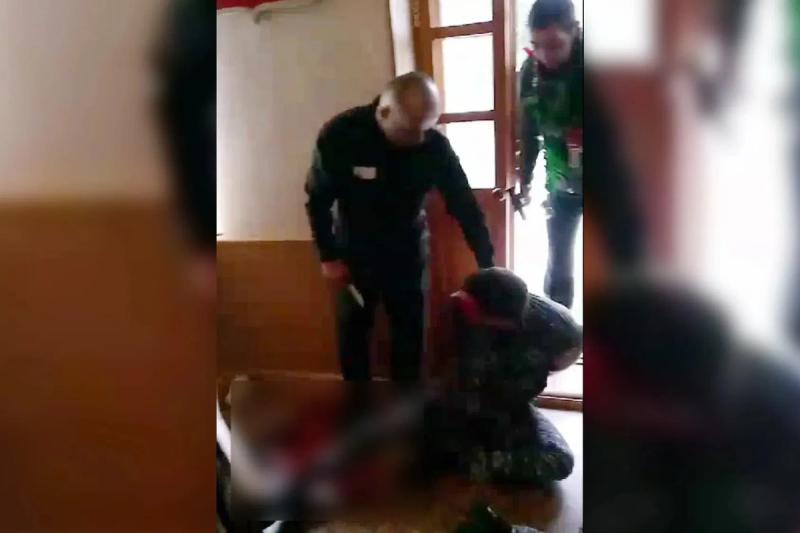 Захват заложников в ИК-19: что требуют, кто пострадал